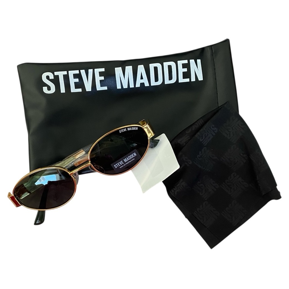 Steve Madden Mystie Gold Sunglasses